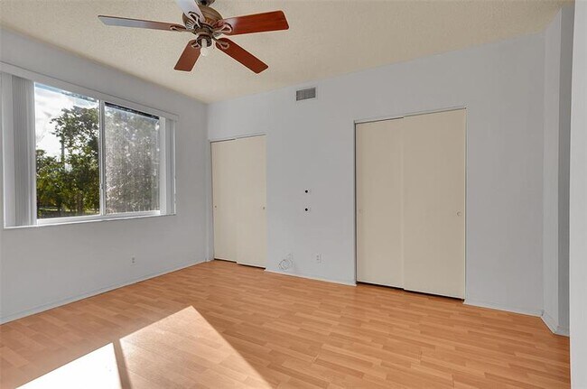 Building Photo - 50 Truman Dr