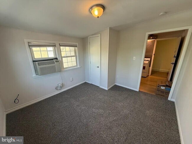 Building Photo - 2642 N Pershing Dr