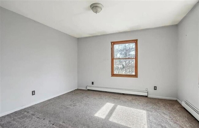 Building Photo - 1535 NY-208