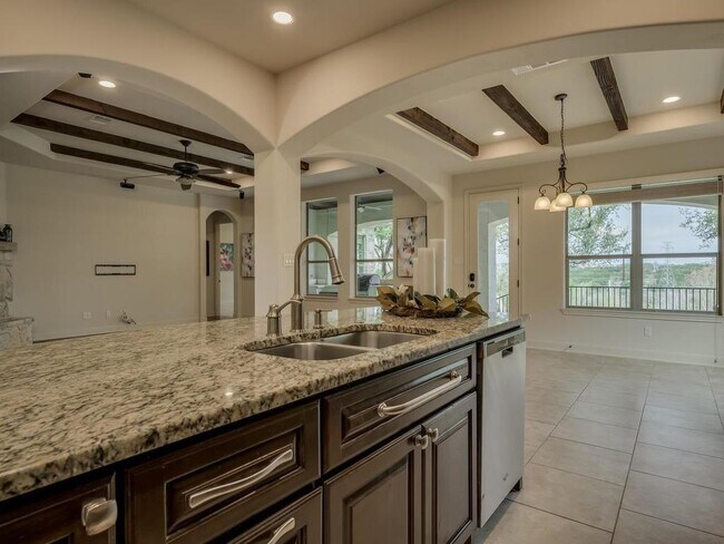 Building Photo - 12912 Schleicher Trail