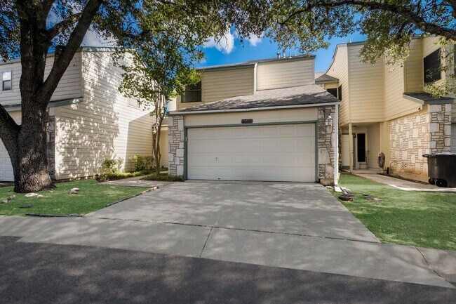 Building Photo - 8548 Echo Creek Ln