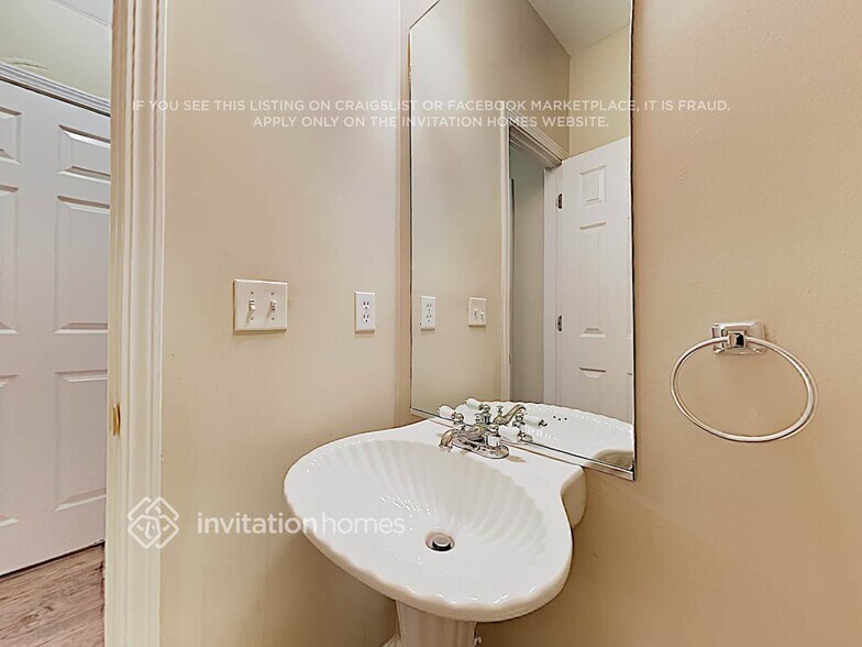 Building Photo - 1270 Bullock Pl SW