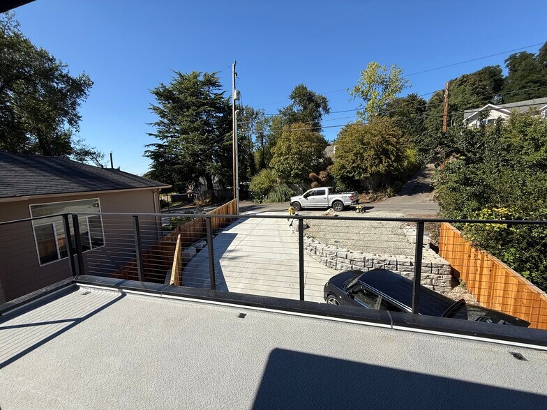 Building Photo - 4939 S 114th St