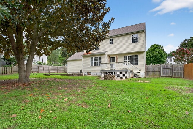 Building Photo - 3881 Shenandoah Dr