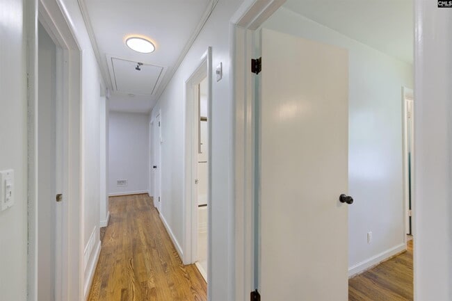 Building Photo - 1612 Bradley Dr