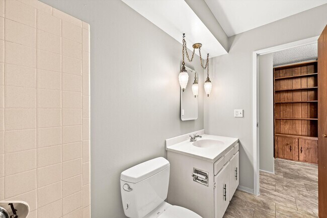 Building Photo - 7040 E Girard Ave