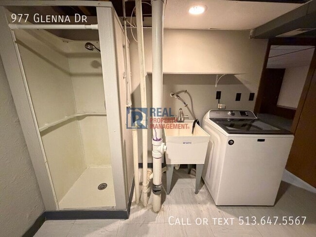 Building Photo - 977 Glenna Dr
