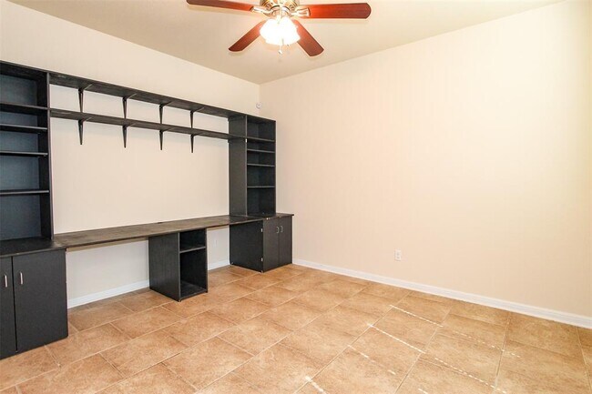 Building Photo - 4110 Mather