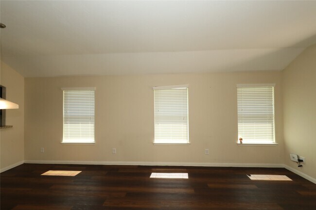 Building Photo - 21430 Palma Grove Way