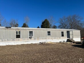 Building Photo - Rent this 2 Bedroom 2 Baths in Aiken!