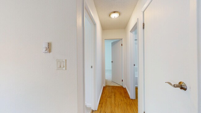 Building Photo - 475 Ignacio Blvd