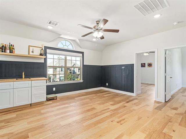 Building Photo - 140 Andover Ln