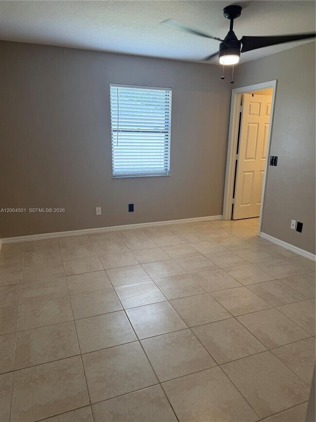 Building Photo - 9495 80th St