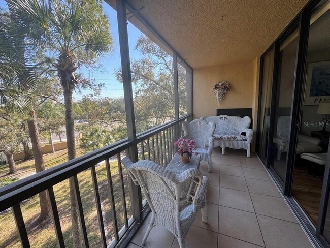 Building Photo - 3062 Eastland Blvd