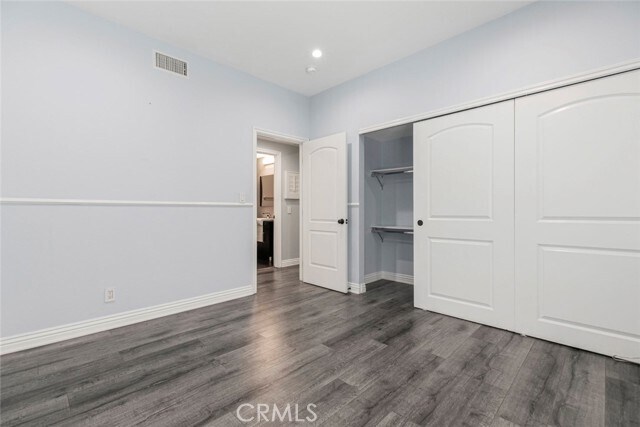 Building Photo - 234 N Kenwood St