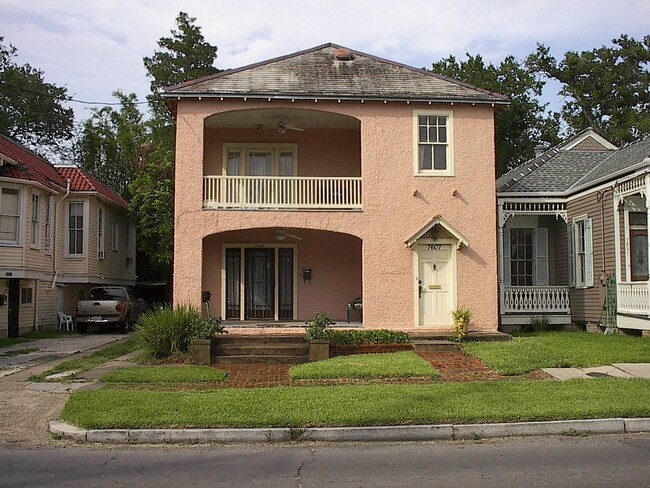Building Photo - 7605 Freret St