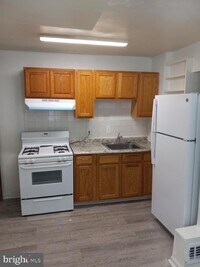 Building Photo - 6301 Southern Ave SE