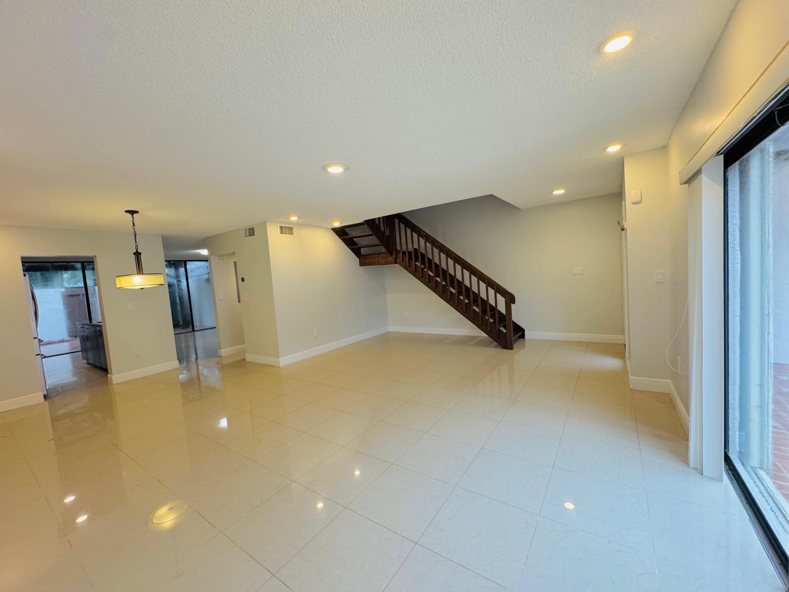 Building Photo - 13370 SW 90th Ter