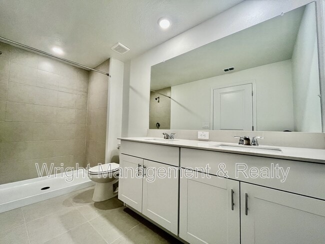 Building Photo - 36113 Risa Michele St