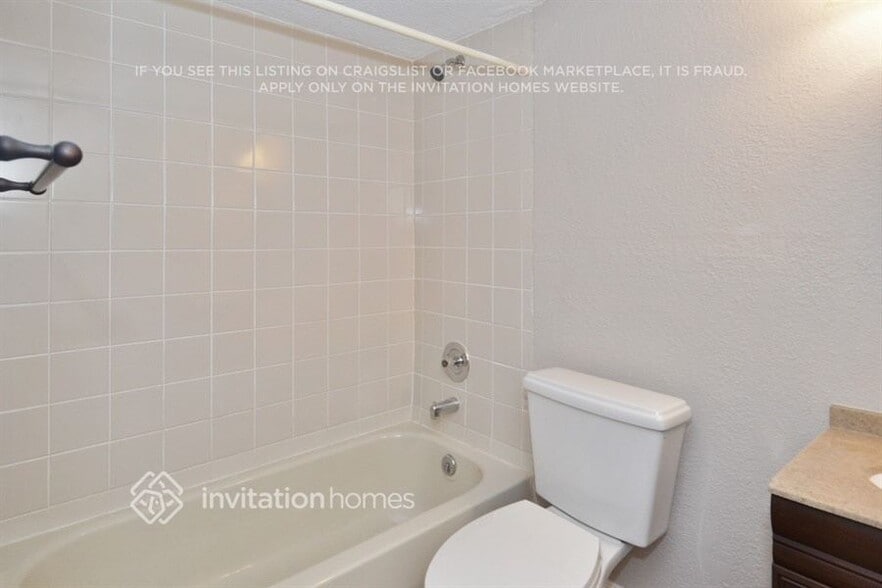 Building Photo - 4783 S Yampa St