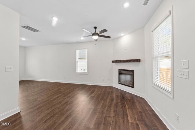 Building Photo - 360 Maidenhair Pl