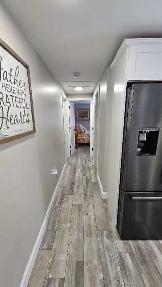 Building Photo - 17 Powderhouse Rd