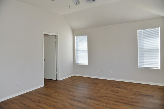 Building Photo - 1106 Mossy Branch St