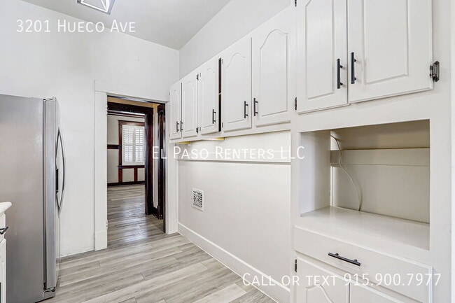 Building Photo - 3201 Hueco Ave