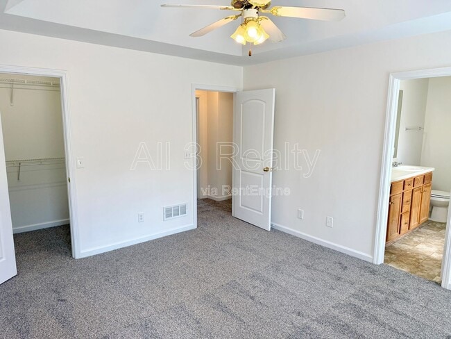 Building Photo - 49 Anna Way