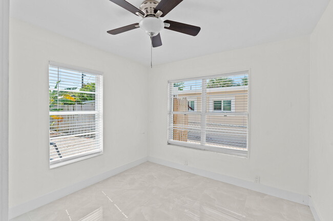 Building Photo - 4324 Garden Ave