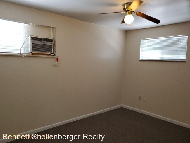 Building Photo - 2609 W Pikes Peak Ave