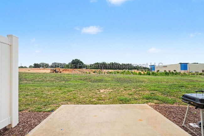 Building Photo - 8151 Sheffield Dr.
