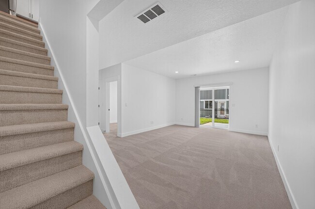 Building Photo - 953 W Mountain Holw Wy