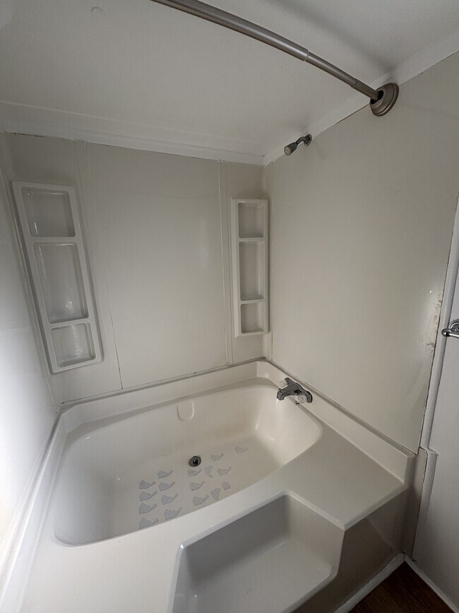 Building Photo - 53 Cushion Pl