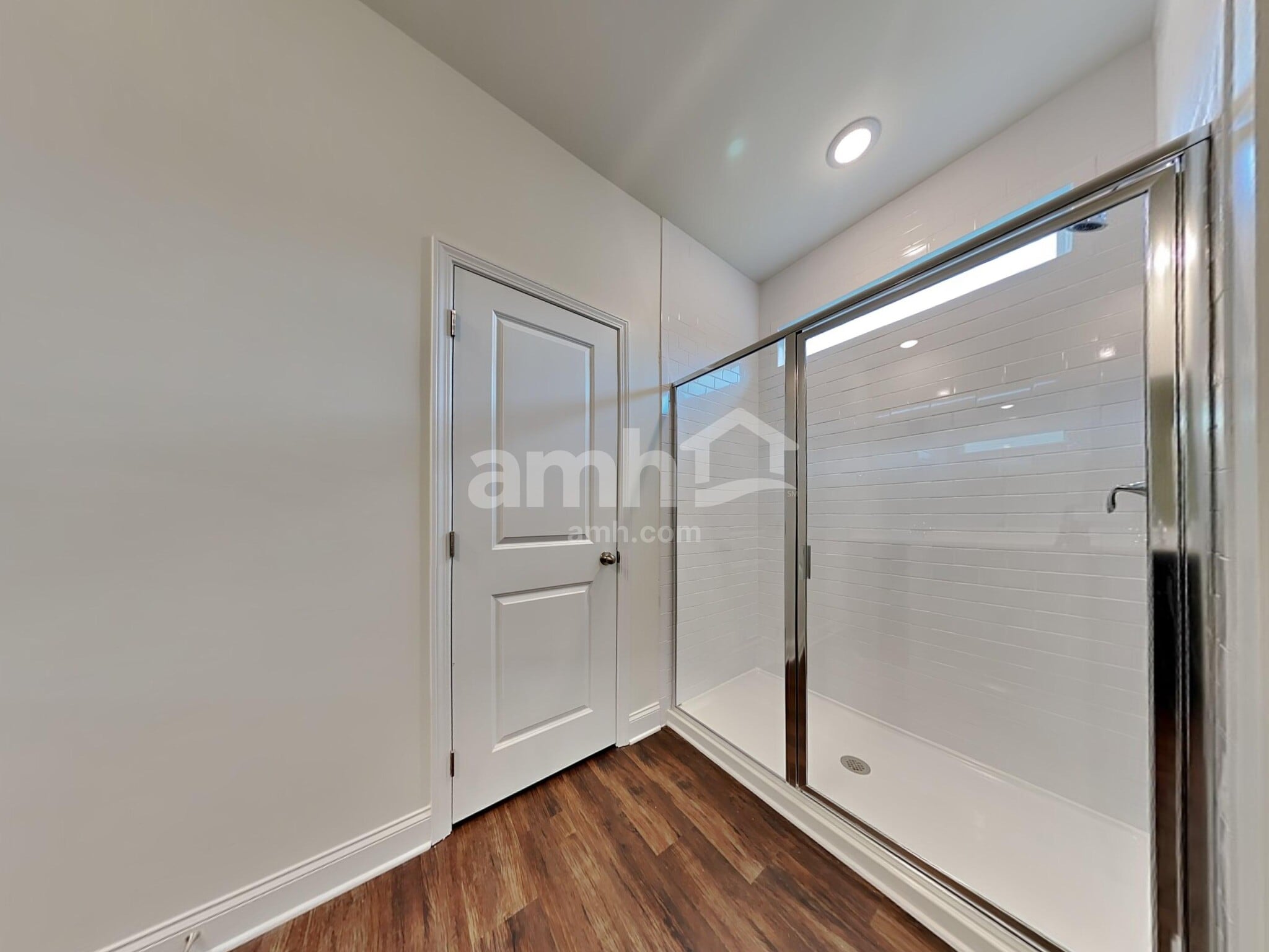 Building Photo - 189 Willow Ln