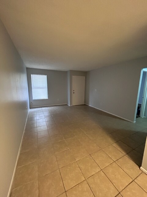 Building Photo - 613 Herb Hudson Ct