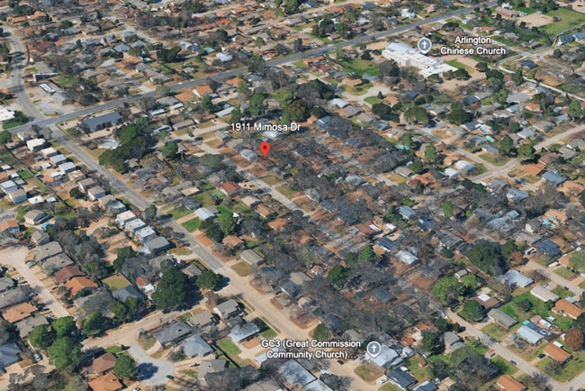 Building Photo - 1911 Mimosa Dr