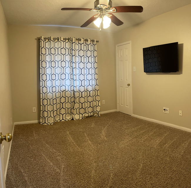 3rd Bedroom - 21619 Long Castle Dr