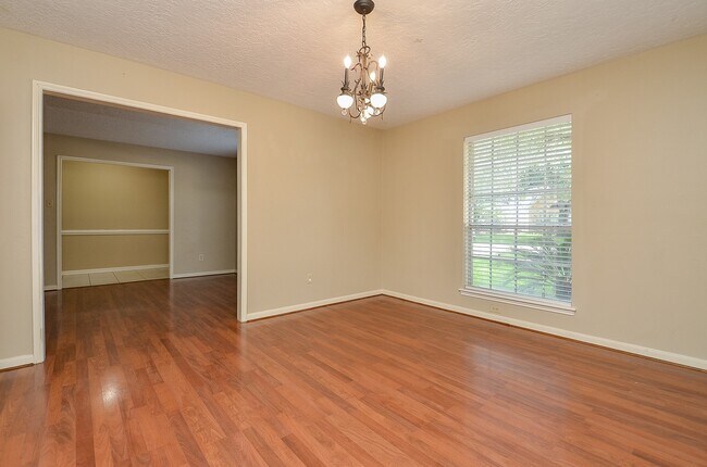 Building Photo - 2554 Hodges Bend Cir