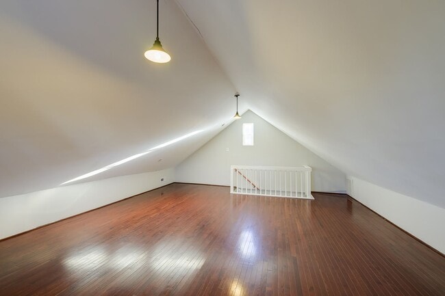 Building Photo - Modern End-Unit Townhome with Garage + Outdoor Space in SE DC