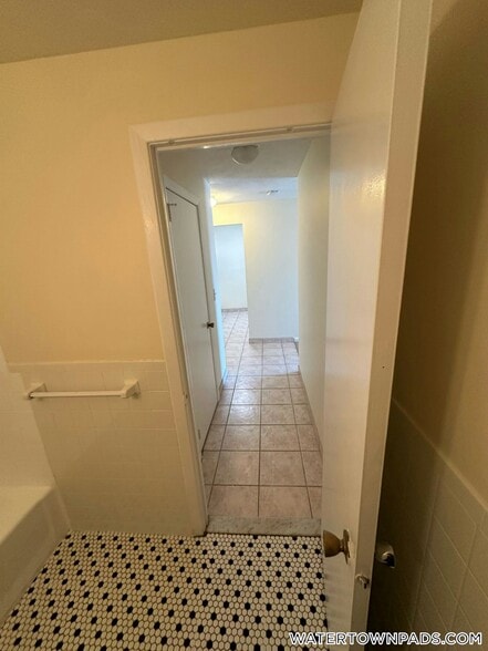 Building Photo - 245 Main St