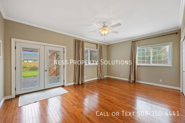 Building Photo - 318 E Tanglewood Dr