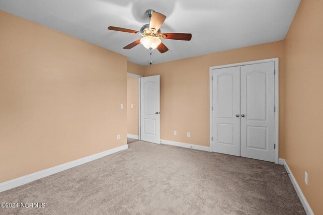 Building Photo - 121 Grist Mill Dr
