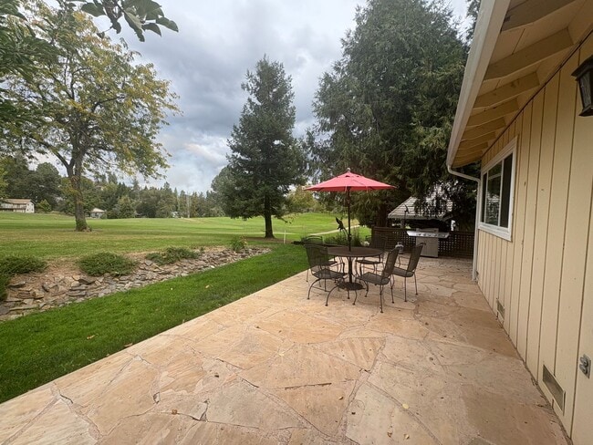 Building Photo - 19566 Chaffee Cir