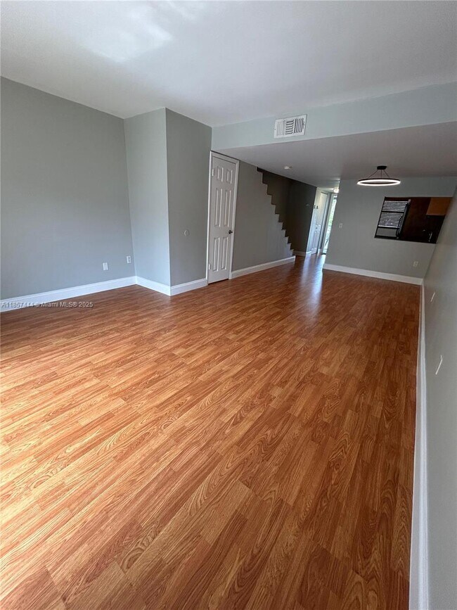 Building Photo - 4600 SW 67th Ave