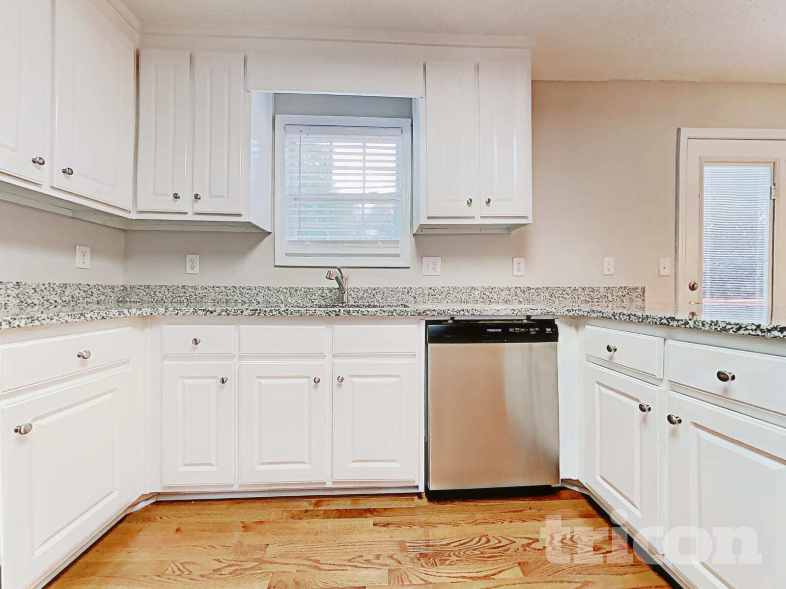 Building Photo - 122 Chippewa Run