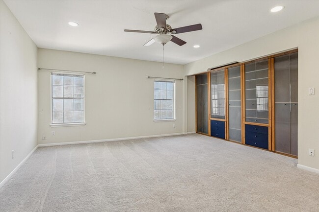 Building Photo - 2968 Holly Hall St