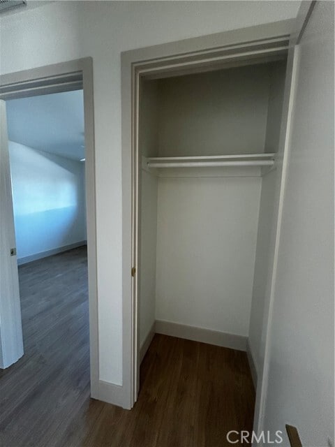 Building Photo - 717 Serpentine Dr