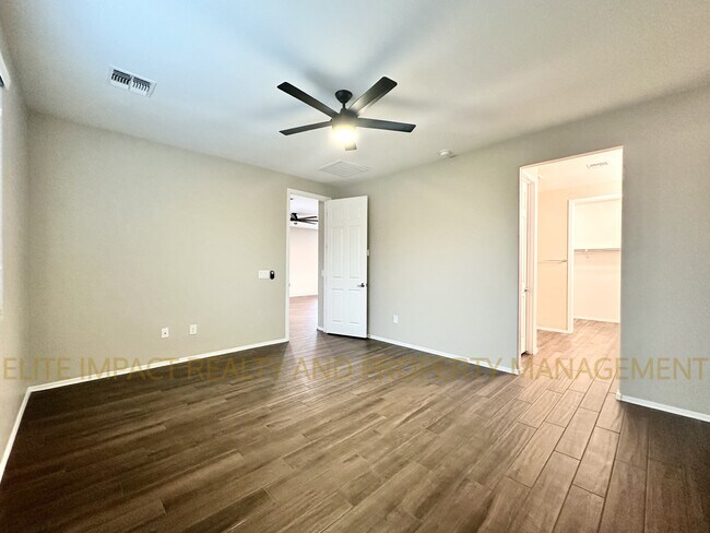 Building Photo - 6514 E Via Arroyo Azul