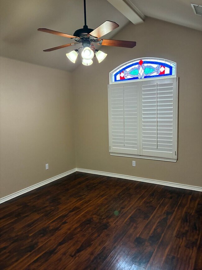 Building Photo - 4 Bedroom | 3 Bath Cooper ISD